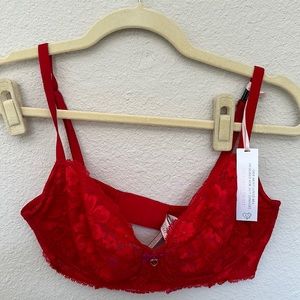 Victoria’s Secret bras 2/$20